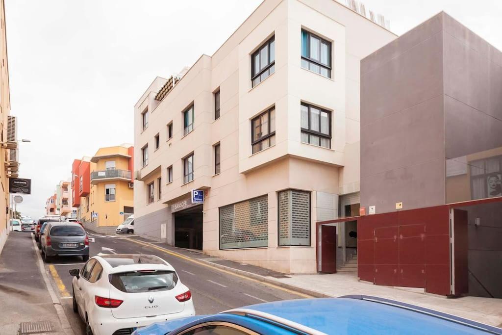 Lovely Spacious Apartment In 산이시드로 외부 사진