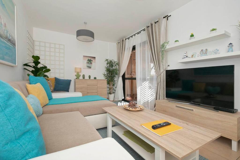 Lovely Spacious Apartment In 산이시드로 외부 사진