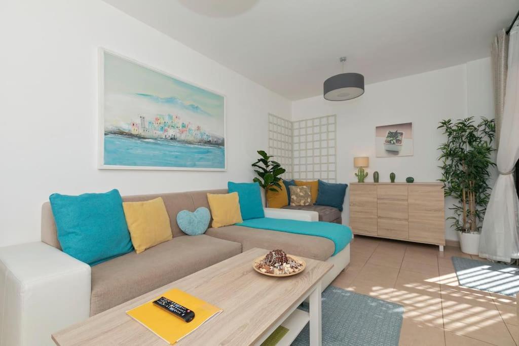 Lovely Spacious Apartment In 산이시드로 외부 사진